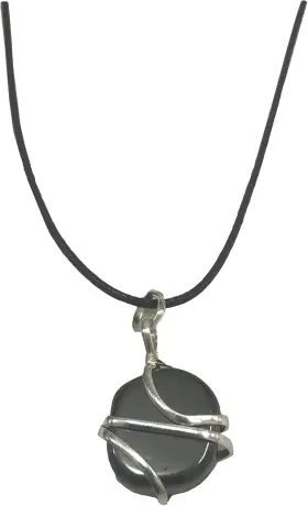 Gavpend76-04 Brand Gavya International Raw Hematite Tumbled Crystal Healing Pendant Necklace Promotes Earth Energy