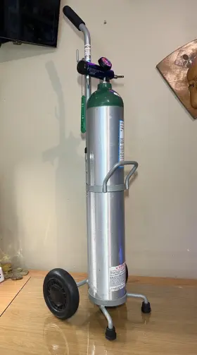 Ks100601 Catalina Medical Oxygen Cylinder E Size Dot-3al2015 Empty With 3500b Regulator