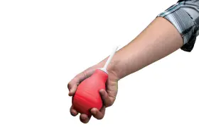 Am398 Cleanstream Lynx Enema Bulb - Red