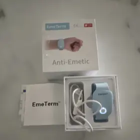 Yf-072-03 Emeterm Anti-emetic Wearable Rechargeable Device Blue
