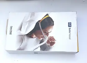 Sln1ma F & P Fisher And Paykel Solo Medium Complete Starter Pack Damaged Outer Box But New