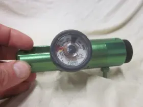 Rr800-300m1 Flotec Oxygen Regulator 0-3000 Psi Green Stainless Steel