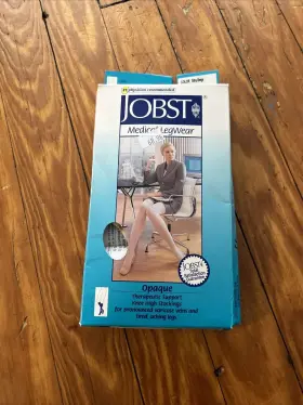 115213 Jobst Medical Legwear Knee High Medium Silky Beige Support Stockings
