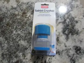 Leader 096295112429 Tablet Crusher With Pill Container