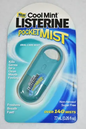 Listerine 012547339017 Cool Mint Pocketmist Vintage 2005