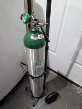 Mm4385128 Mada Medical Oxygen Tank Size E 680l Empty With Reg And Cart