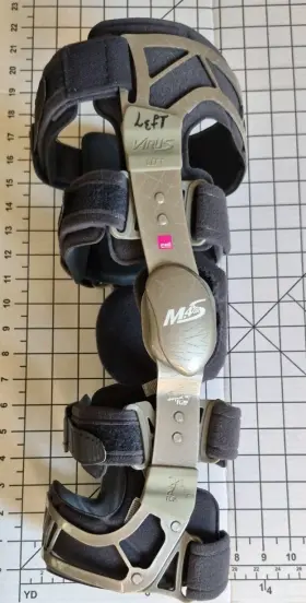 Medi 636257116821 Usa M.4 Oa Knee Brace Right Large