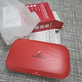 Mt-uvbx-001 Medic Therapeutics Nib Uvc/led Sterilizing Box Built-in Wireless Charge Pad -red