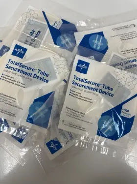 Bom51300nsbx Medline Lot Of 10 Totalsecure Tube Securement Device Large Double Strap 4x4.75 Inch