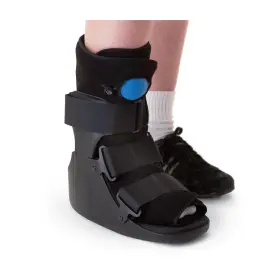Ort28620s Medline Deluxe Pneumatic Ankle Walkers Small
