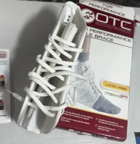 2371-m Otc High Performance Ankle Brace Medium White