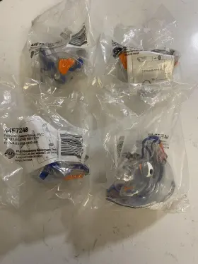 Pari Respiratory Equipment 744229440680 Bubbles The Fish Ii Mask Lot Of Four Pediatric Aerosol Mark Pvc Sealed
